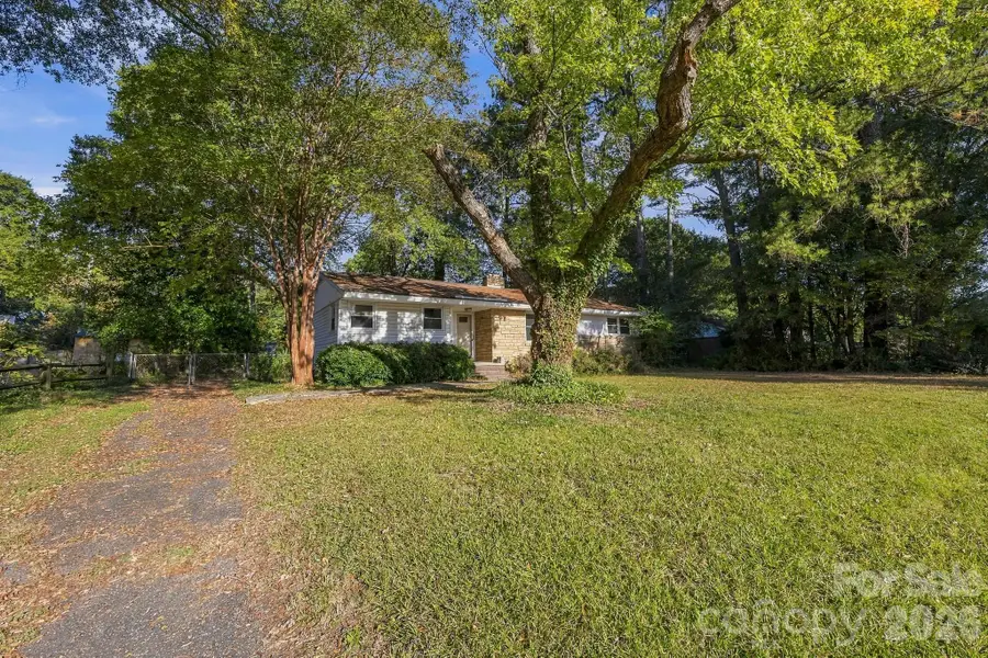 1427 Westbrook Circle, Gastonia, NC 28052 - #2