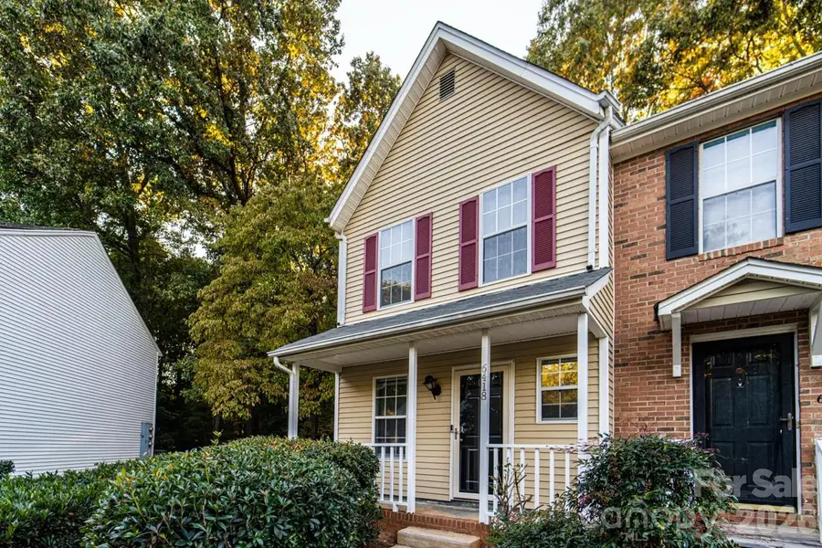 6418 Windsor Gate Lane, Charlotte, NC 28215 - #2