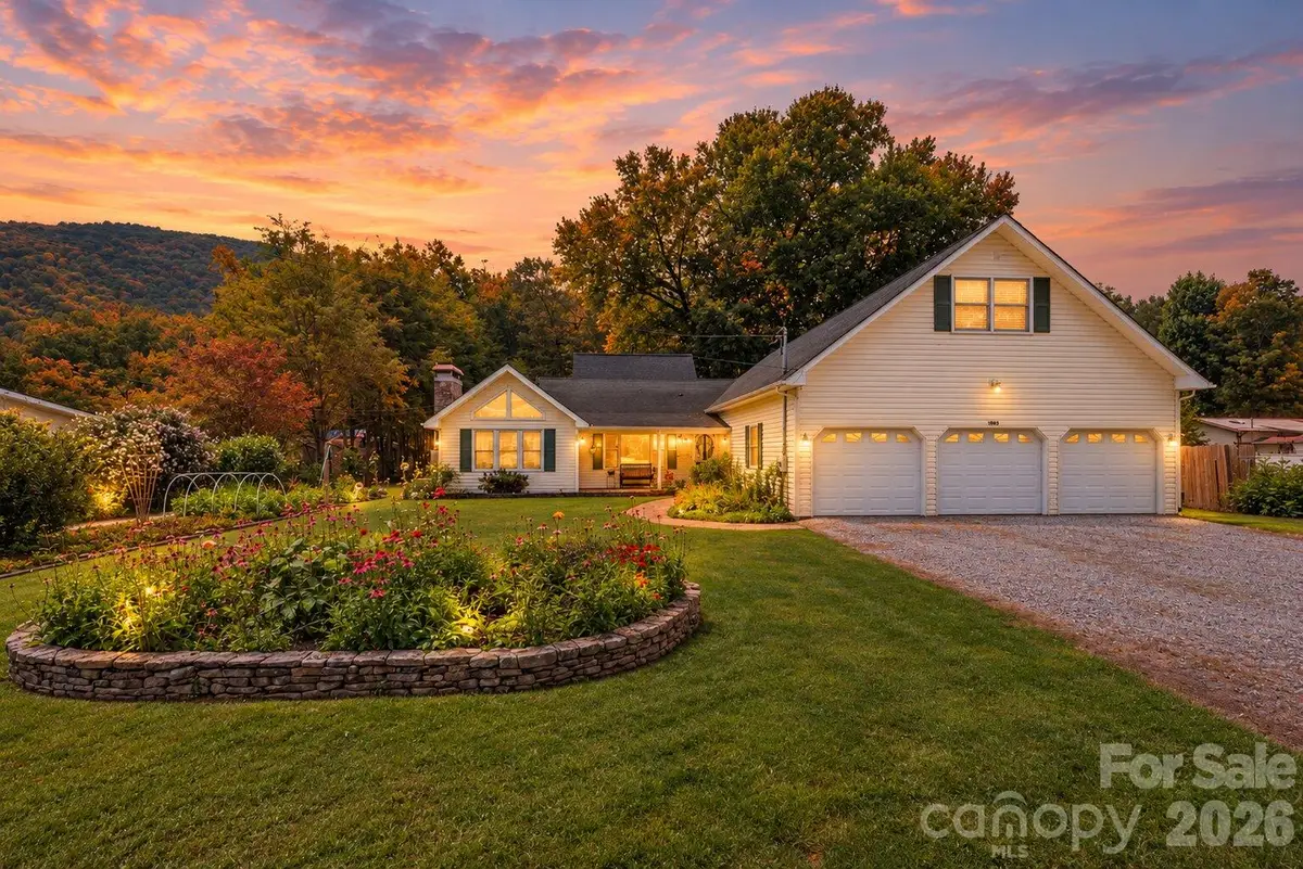 1075 Moody Farm Road, Maggie Valley, NC 28751 - #1