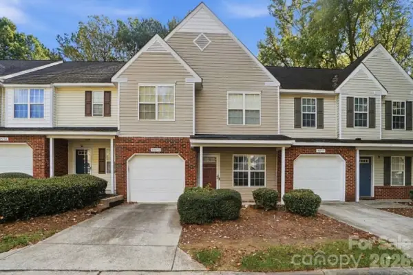2034 University Heights Lane, Charlotte, NC 28213