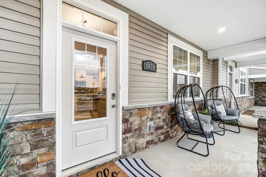 3809 Cheyney Park Drive, Charlotte, NC 28269 - #2
