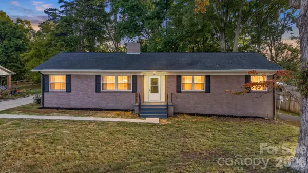 841 7th Street Se, Hickory, NC 28602