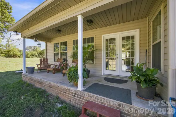1824 Island Ford Road, Statesville, NC 28625