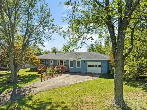 31 Southwicke Drive, Arden, NC 28704