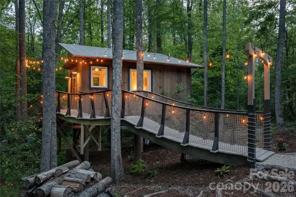 523 Stepp Road, Hendersonville, NC 28792