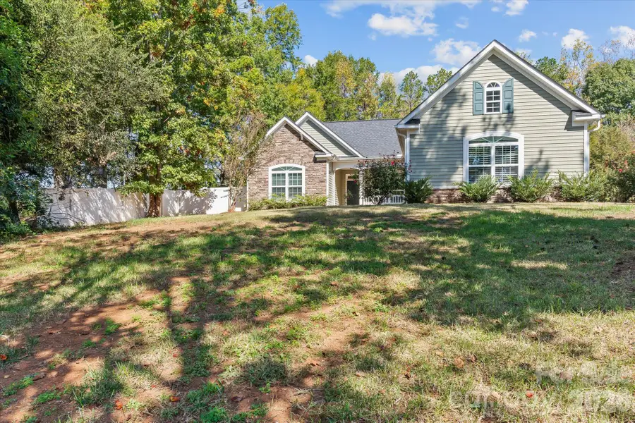 7117 Mcilwaine Road, Huntersville, NC 28078 - #2