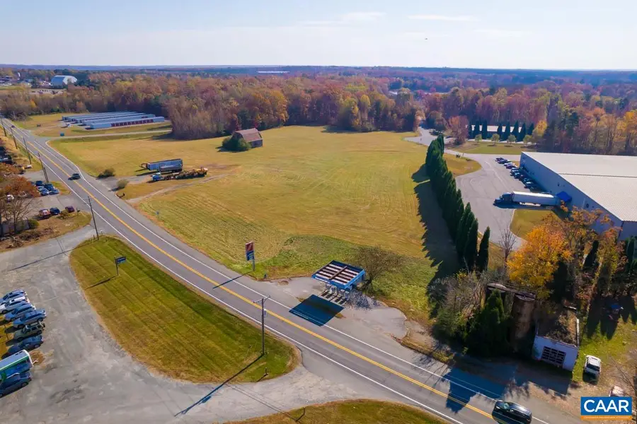 4227 Davis Hwy, Louisa, VA 23093 - #3
