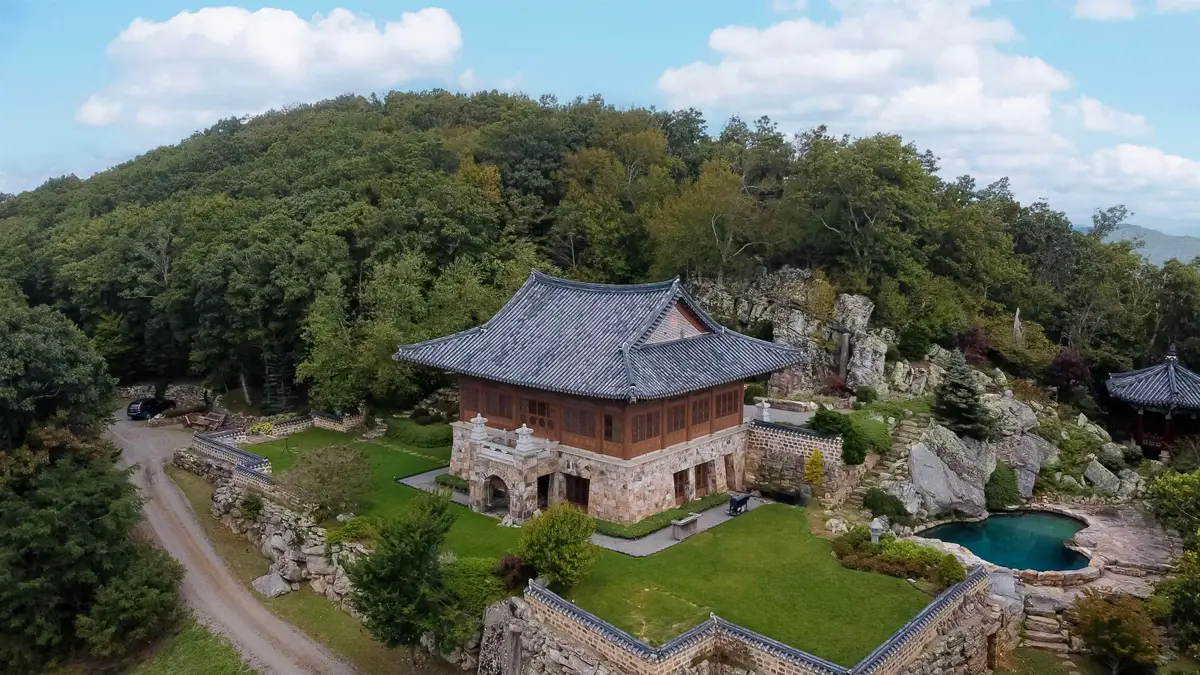 106 Airport Dr, Hot Springs, VA 24445 - Image #1