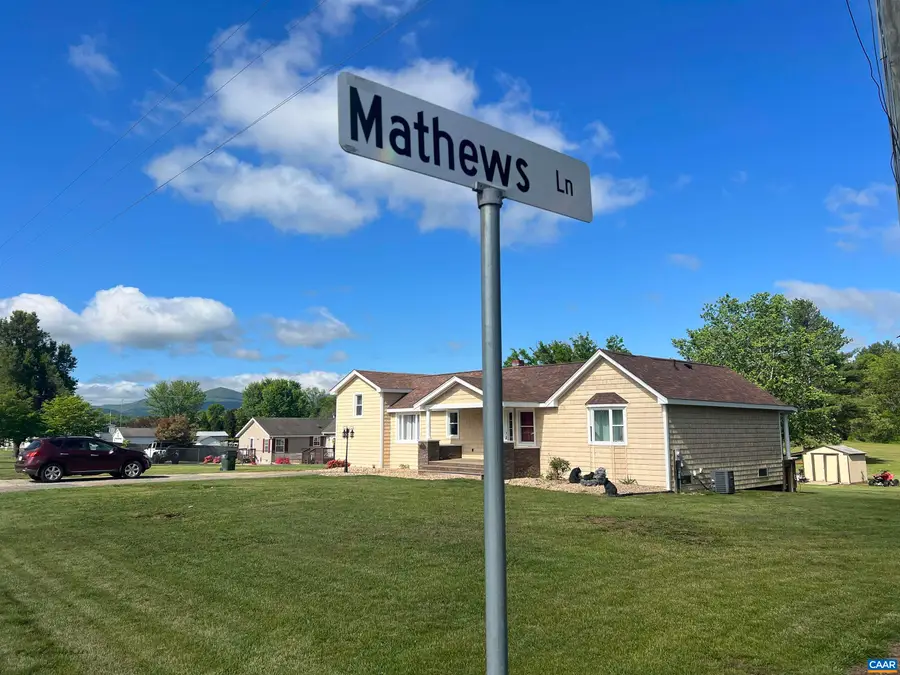 19 Mathews Ln, Lyndhurst, VA 22952 - #2