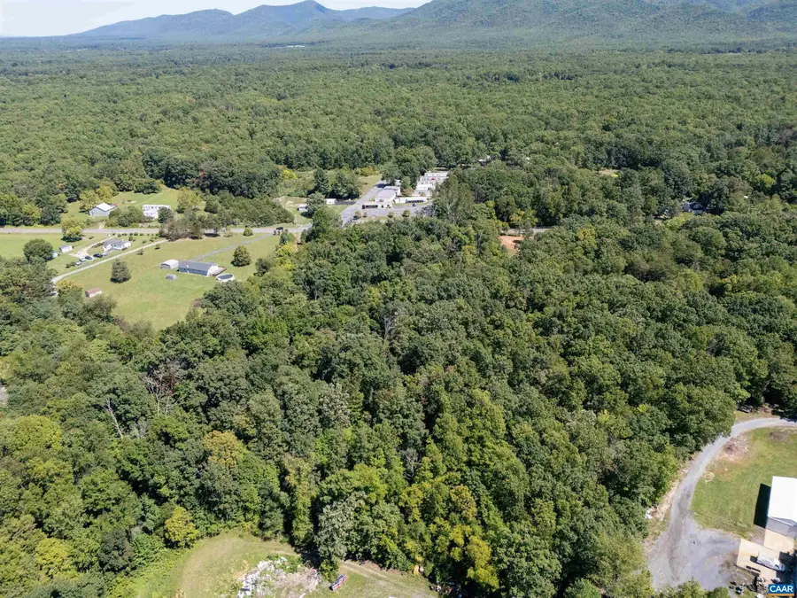 2062 East Side Hwy, Crimora, VA 24431 - #3