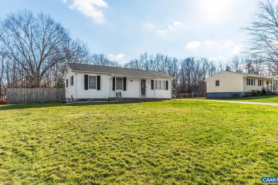 74 View Dr, Stuarts Draft, VA 24477 - Image #3