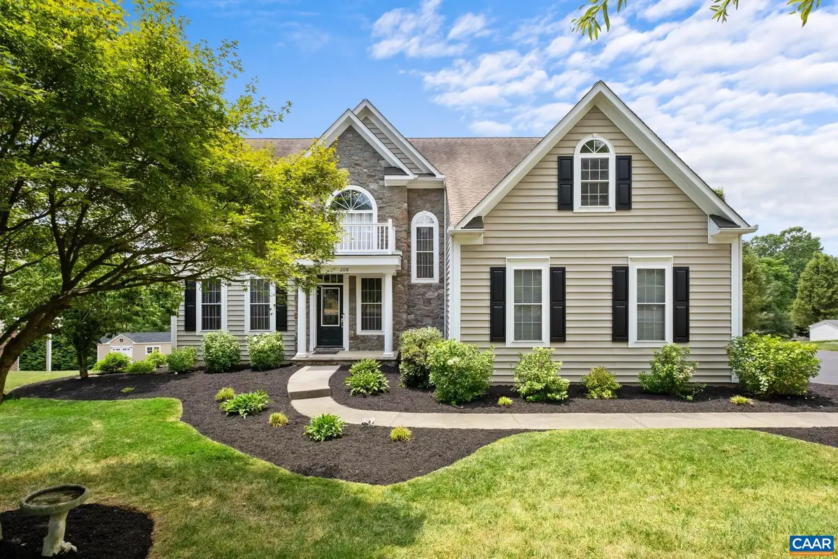 208 Claybrook Dr, Waynesboro, VA 22980 - Image #1