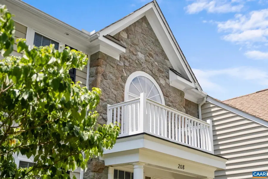 208 Claybrook Dr, Waynesboro, VA 22980 - Image #3