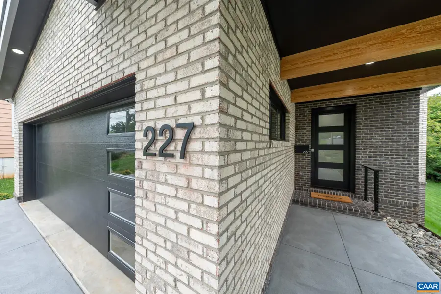 320A 11th St Ne, Charlottesville, VA 22902 - #3