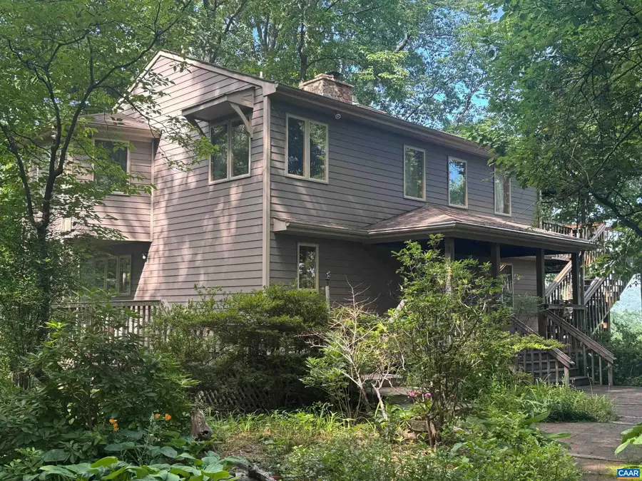 1950 Locust Hollow Rd, Charlottesville, VA 22903 - Image #2