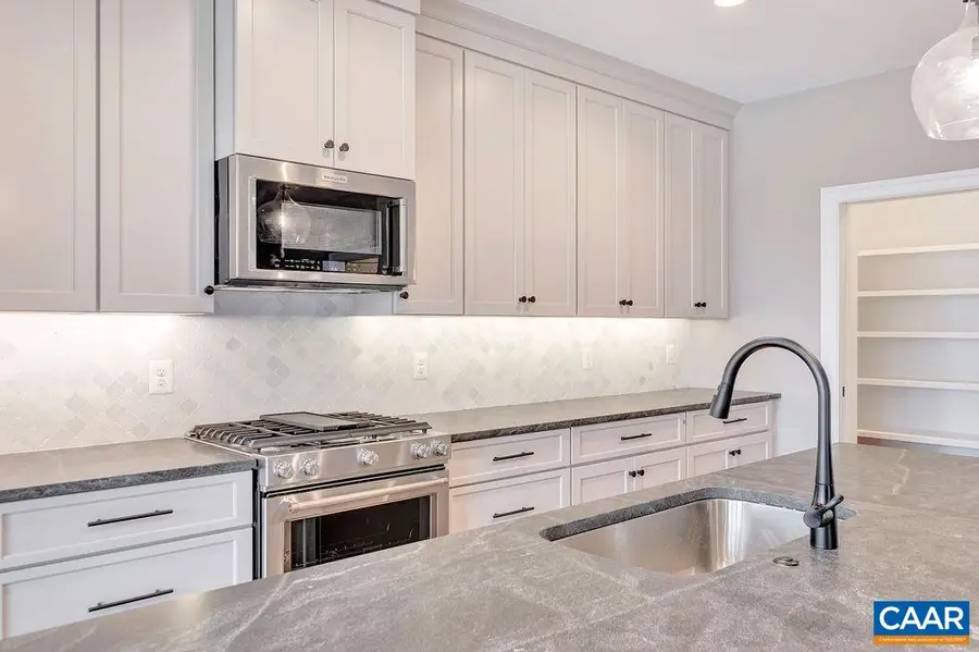 3b Lonicera Way, Charlottesville, VA 22911 - Image #3