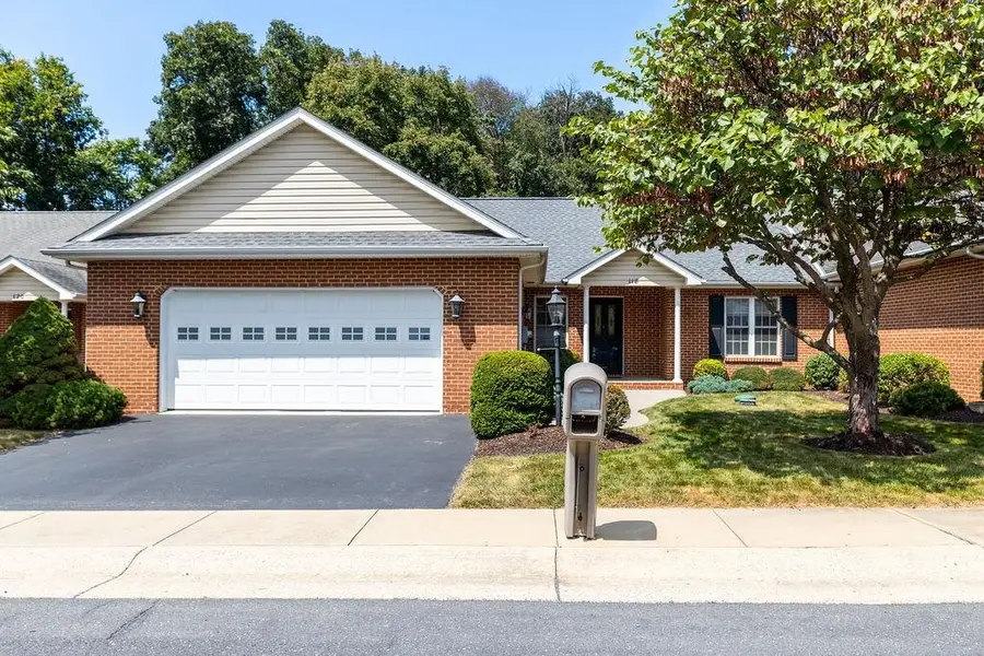 118 Red Oak Dr, Staunton, VA 24401 - #2