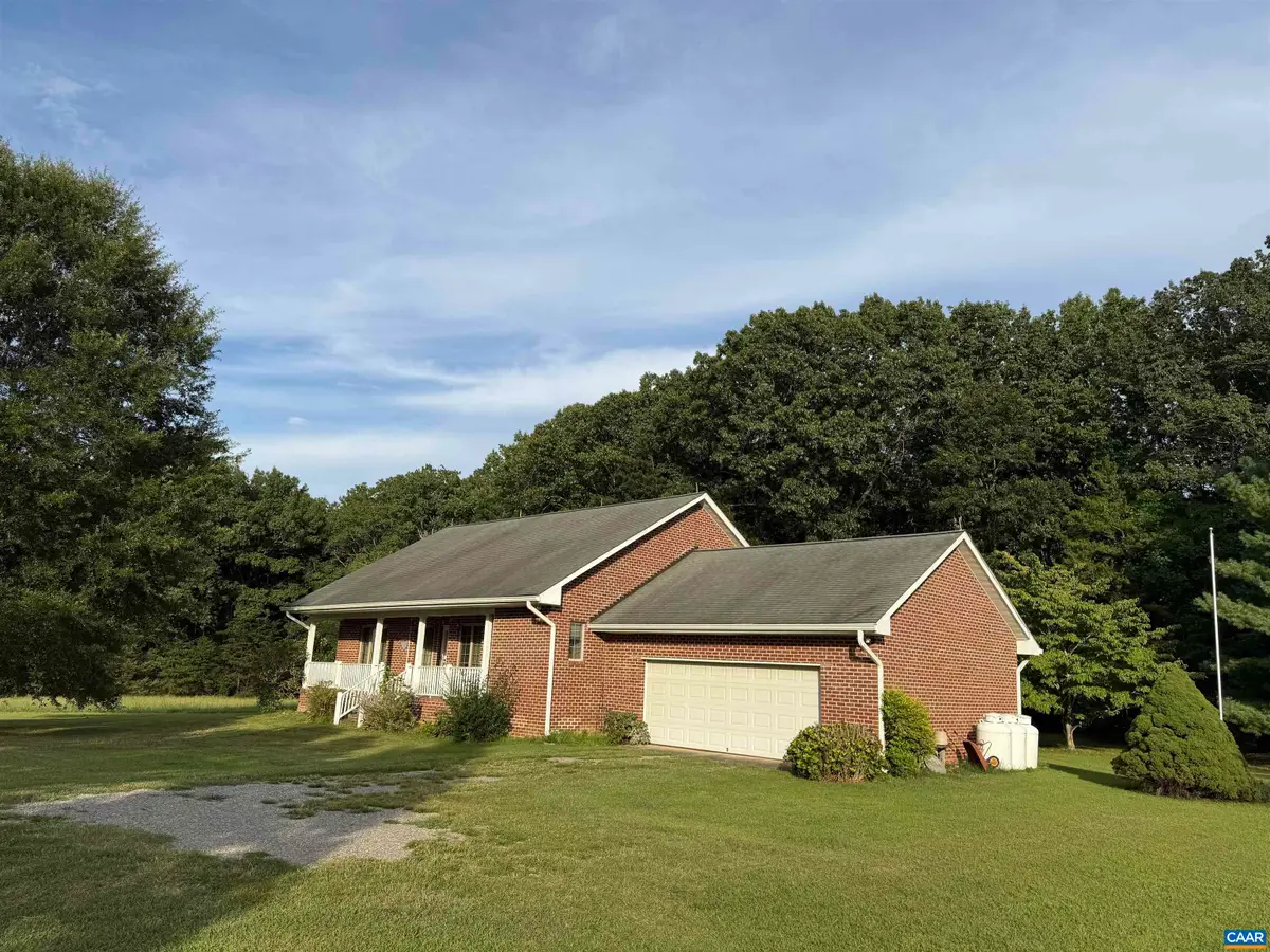 5051 Shannon Hill Rd, Kents Store, VA 23084 - #1