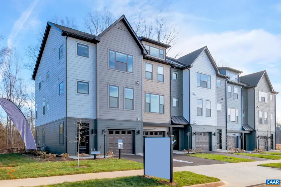 1842 Fowler St, Charlottesville, VA 22901 - #2