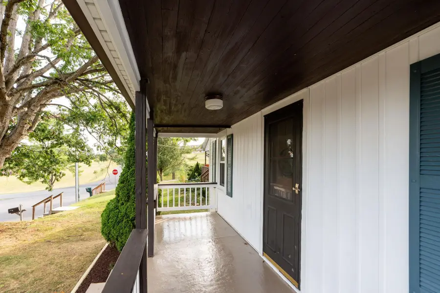 404 F St, Staunton, VA 24401 - Image #3