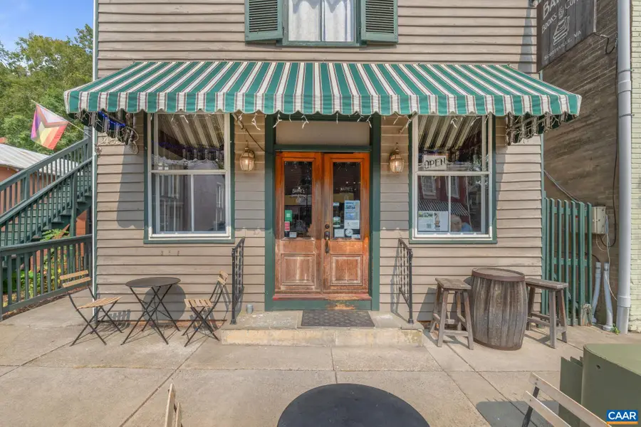 485 Valley St, Scottsville, VA 24590 - #2