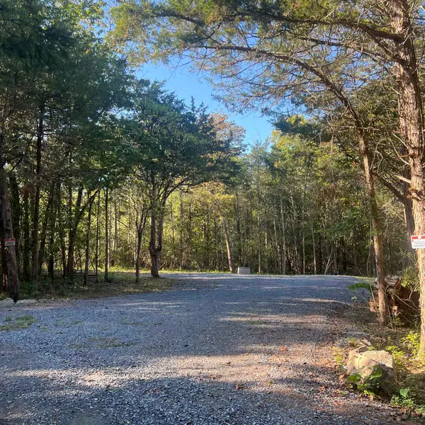 Greenway Ln, Luray, VA 22835