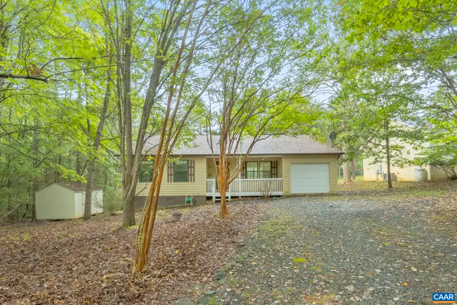 323 Jefferson Dr, Palmyra, VA 22963 - #2