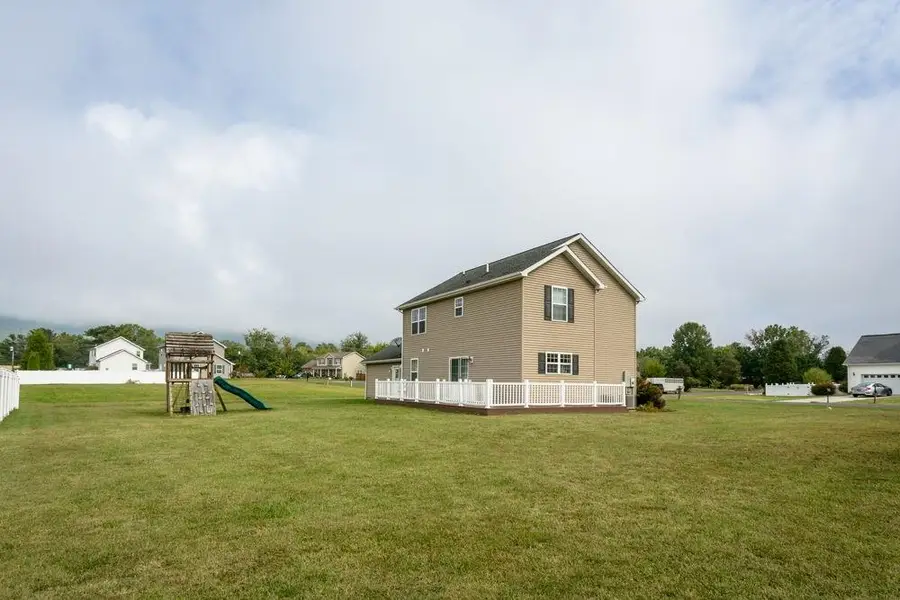 510 Biltmore Dr, McGaheysville, VA 22840 - #3