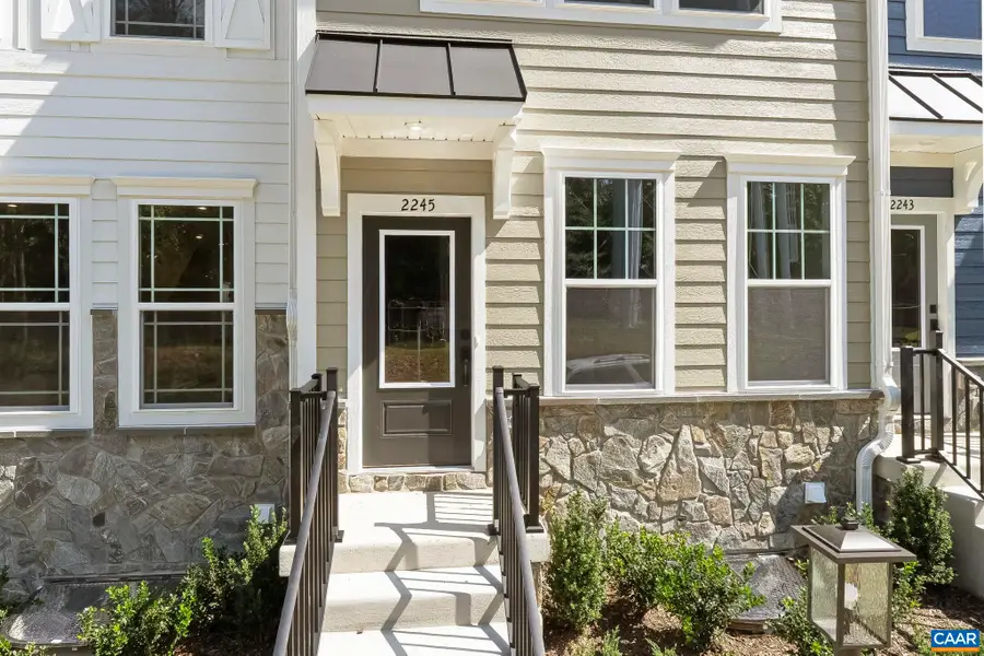 2221 Woodburn Rd, Charlottesville, VA 22901 - Image #3