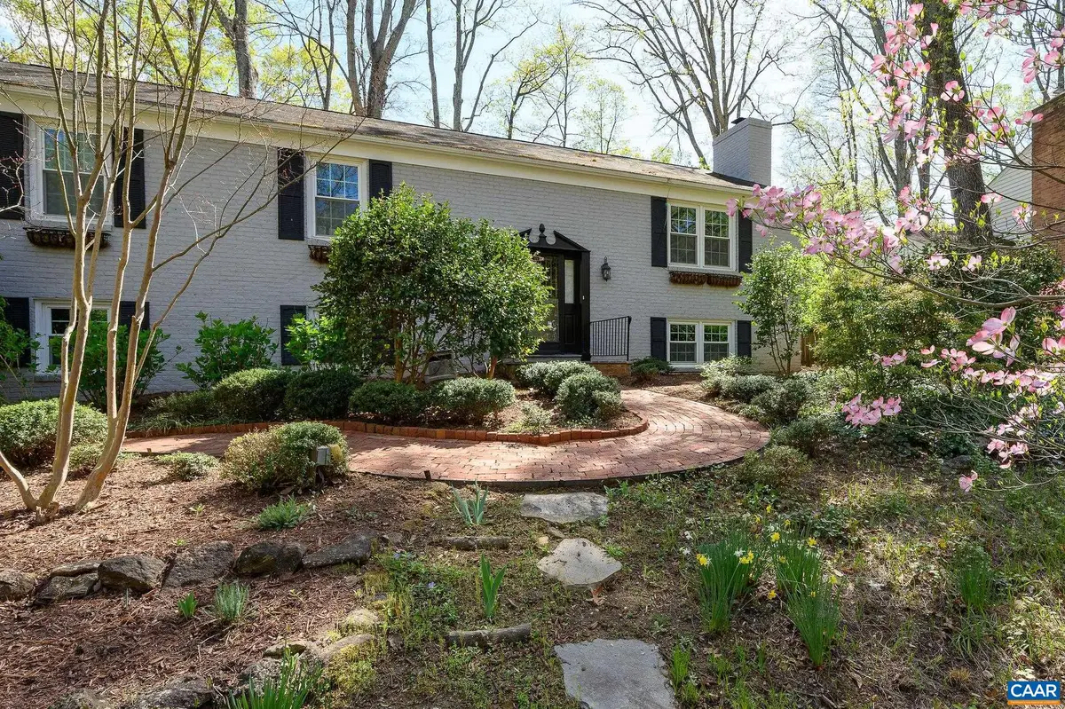 1619 Inglewood Dr, Charlottesville, VA 22901 - Image #1