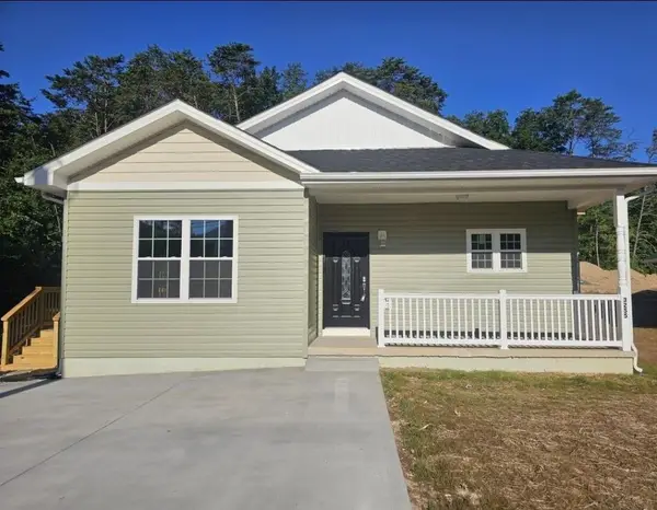 3255 Catalpa Ave, Buena Vista, VA 24416