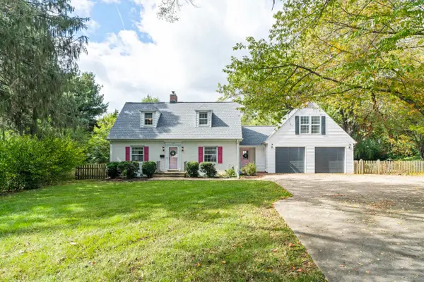 407 Crompton Rd, Waynesboro, VA 22980