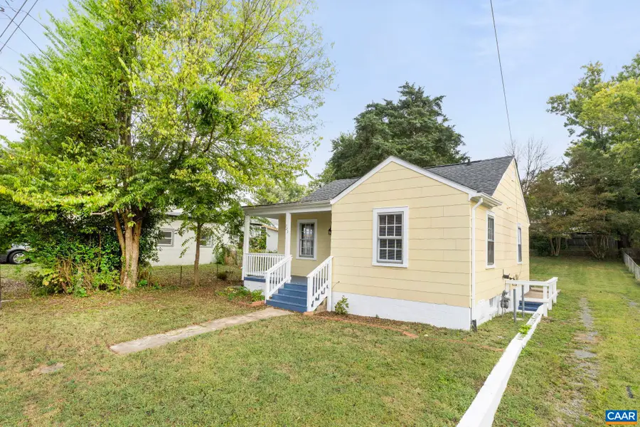 721 Blenheim Ave, Charlottesville, VA 22902 - Image #2