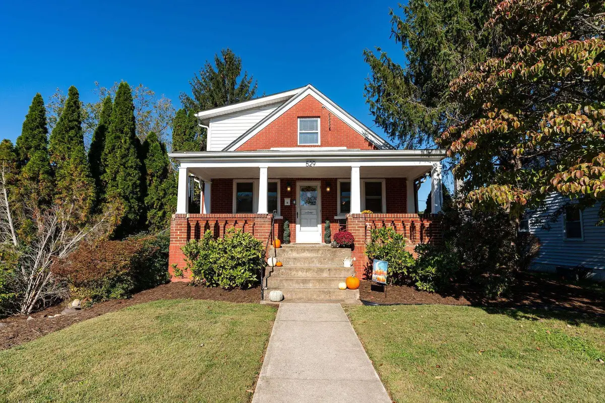 529 Linden Ave S, Waynesboro, VA 22980 - #1