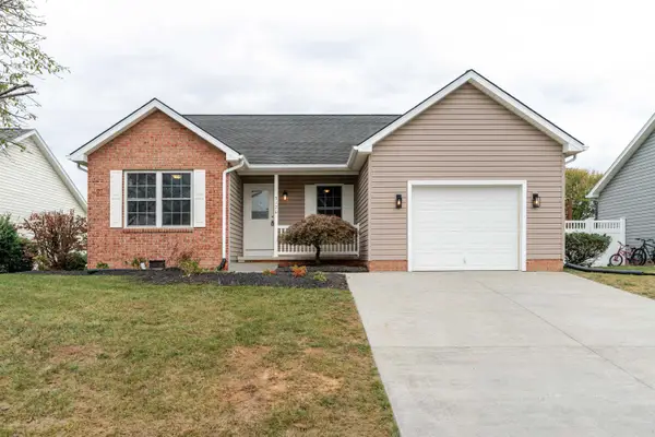 3120 Pride Cir, Broadway, VA 22815