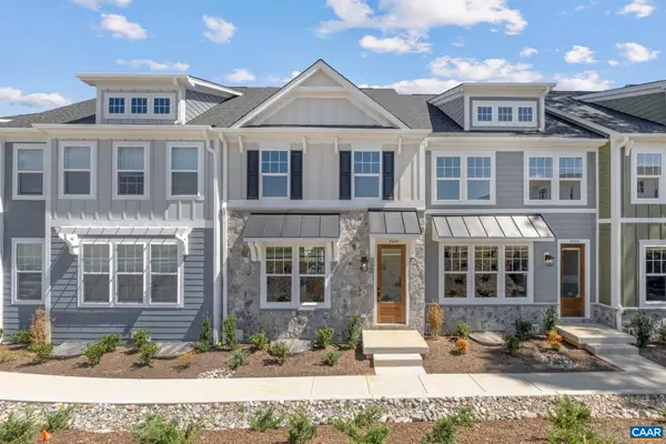 37 Lindley Pl, Charlottesville, VA 22901