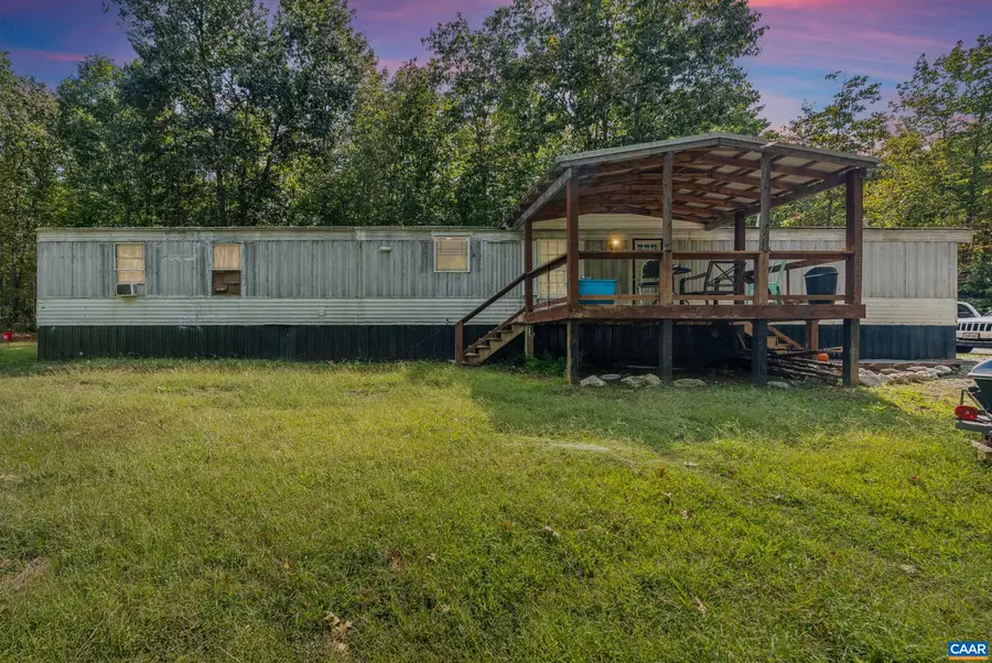 386 Cub Creek Rd, Appomattox, VA 24522 - Image #2