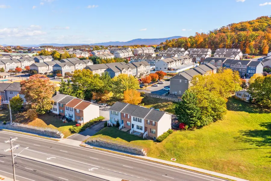 2217 Reservoir St, Harrisonburg, VA 22801 - Image #2