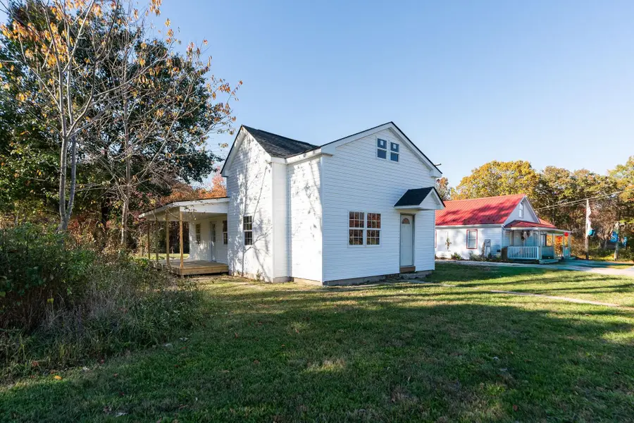 1059 Mt Torrey Rd, Lyndhurst, VA 22952 - Image #2