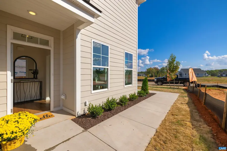 549 Bayberry Ln, Zion Crossroads, VA 22942 - Image #2