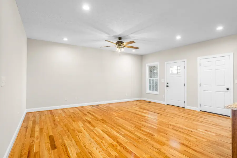 66 Fossil Dr, Stuarts Draft, VA 24477 - #3