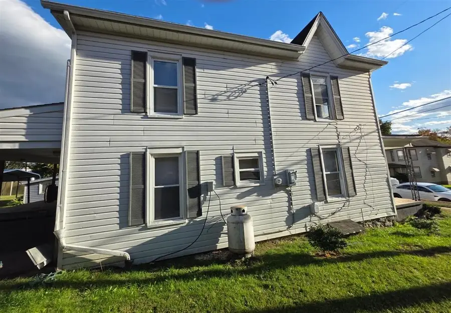 314 3rd St, Shenandoah, VA 22849 - Image #3