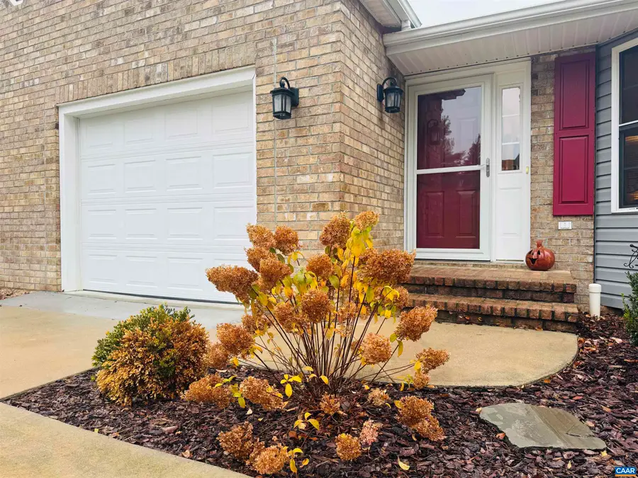 30 New Brunswick Rd, Fishersville, VA 22939 - #2