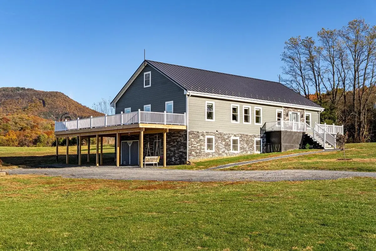 3115 Lairds Knob Dr, Keezletown, VA 22832 - #1