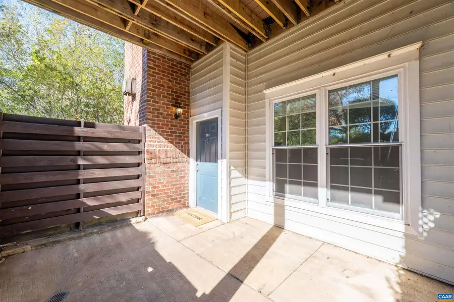 1075 Weybridge Ct, Charlottesville, VA 22911 - Image #2