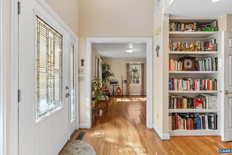 1018 Ashby Pl, Charlottesville, VA 22901 - #2