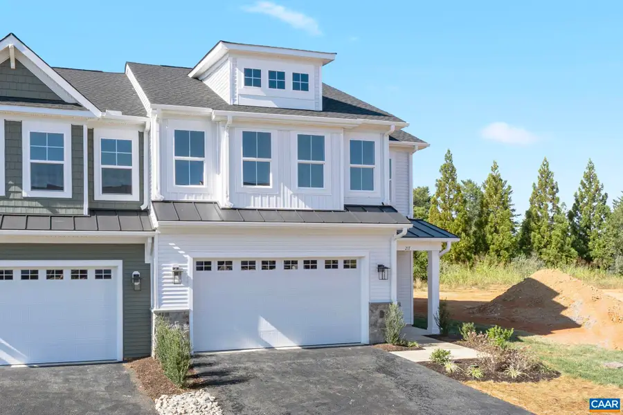 145 Sunbird Ln, Waynesboro, VA 22980 - #2