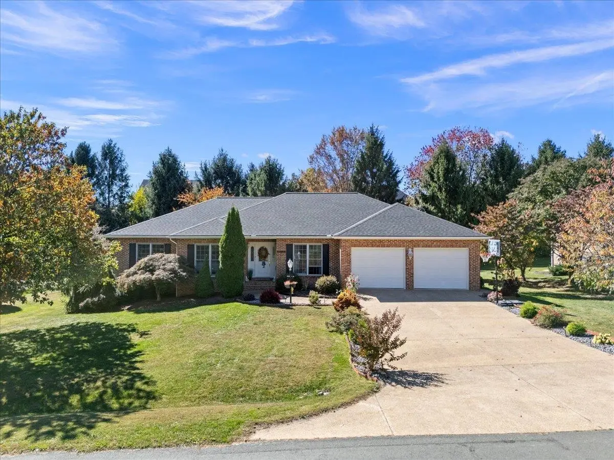 2915 Barrington Dr, Massanetta Springs, VA 22801 - Image #1