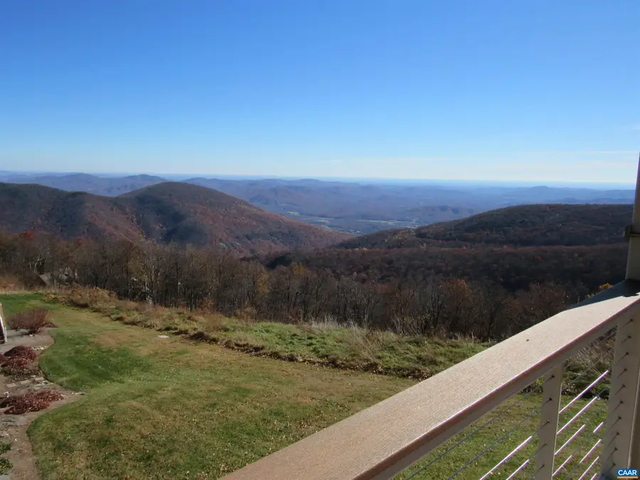1635 Overlook Condos, Wintergreen, VA 22967 - #2
