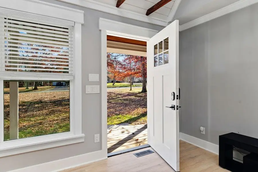 251 Cooper Dr, Stuarts Draft, VA 24477 - #2